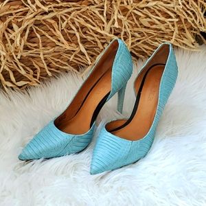 L.A.M.B. Pointed Toe Heels Size 7.5
